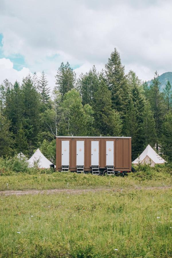 Wander Camp Glacier Coram Exterior photo